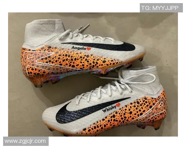 彪马足球鞋代言球星及其在赛场上的卓越表现与影响力分析 彪马足球鞋代言球星及其在赛场上的卓越表现与影响力分析